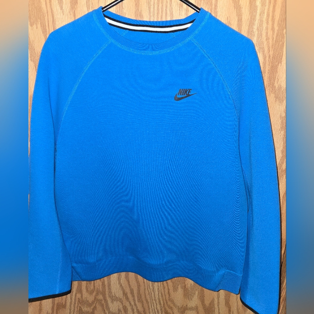 Nike Tech Blue outfit